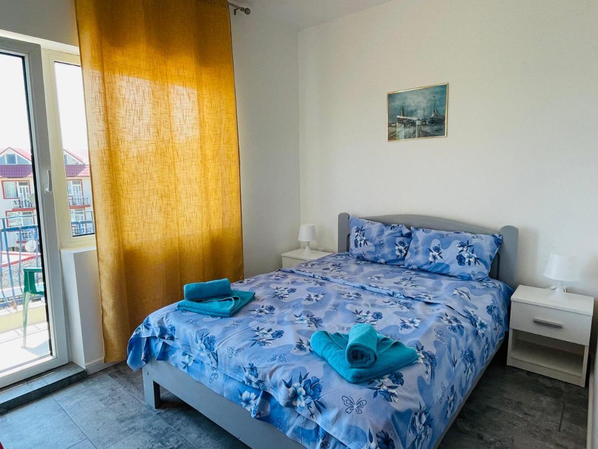 Auberge de jeunesse Pierre La Tarmul Marii -Primim Vouchere Vacanta à Costinesti Extérieur photo